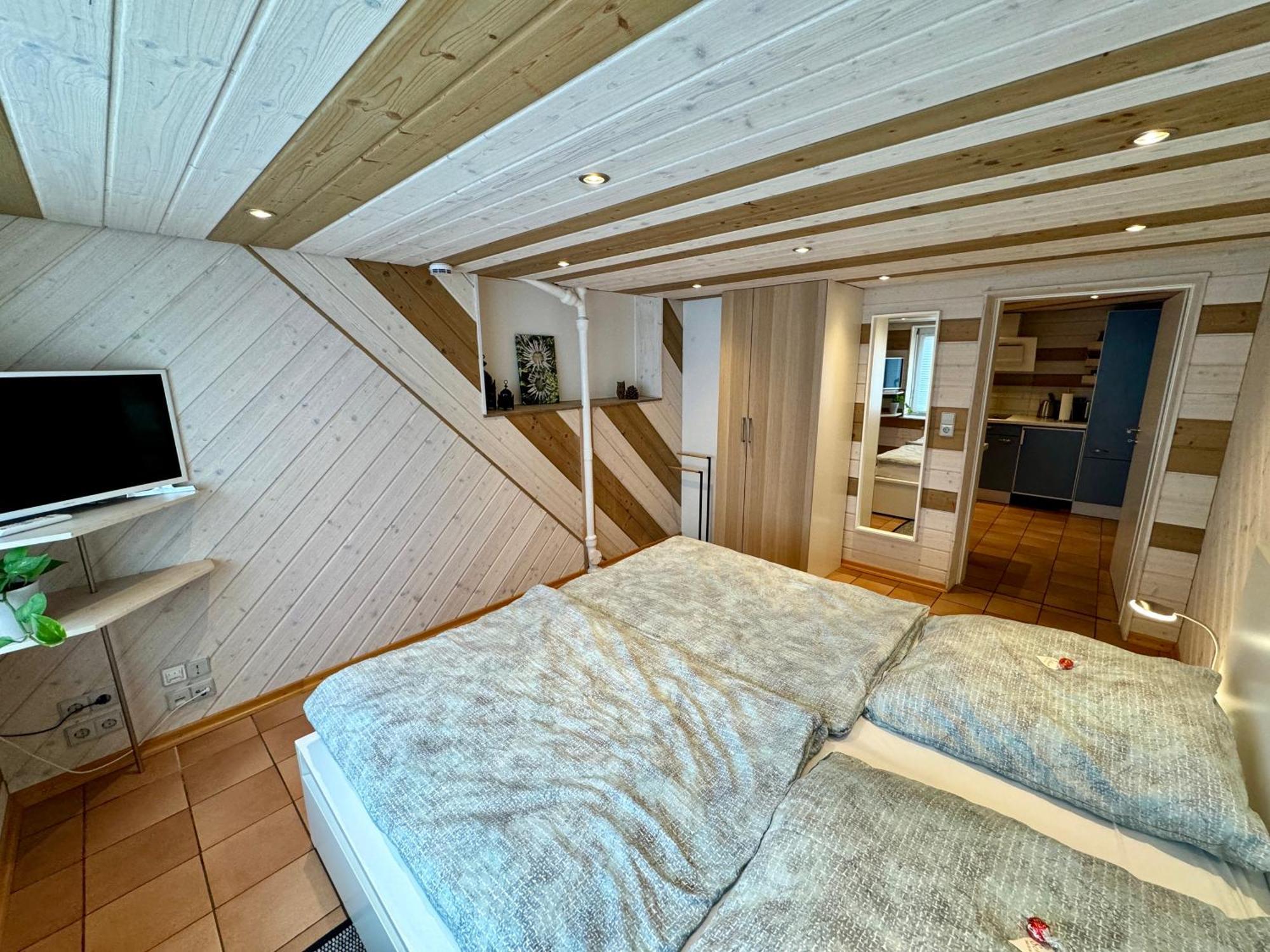 Schwabennestle - Ferienwohnung Albstadt-Onstmettingen 外观 照片