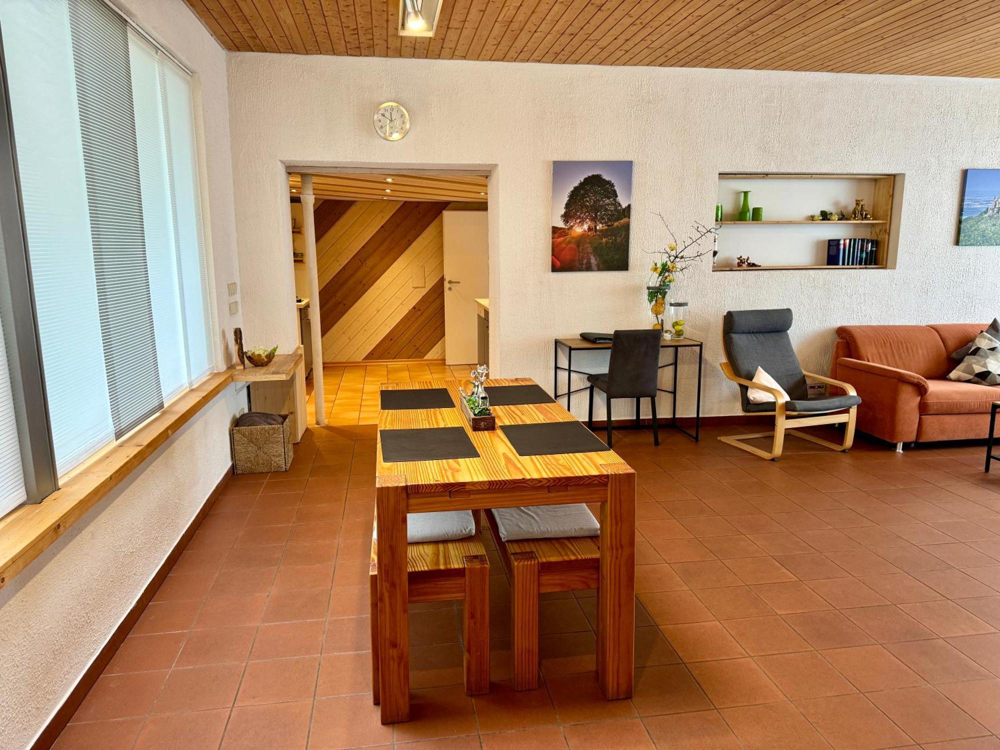 Schwabennestle - Ferienwohnung Albstadt-Onstmettingen 外观 照片